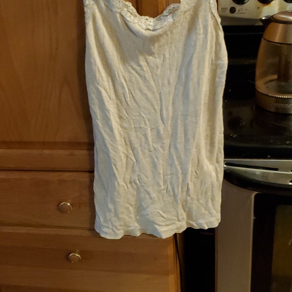 Tank top - Picture 2 of 3